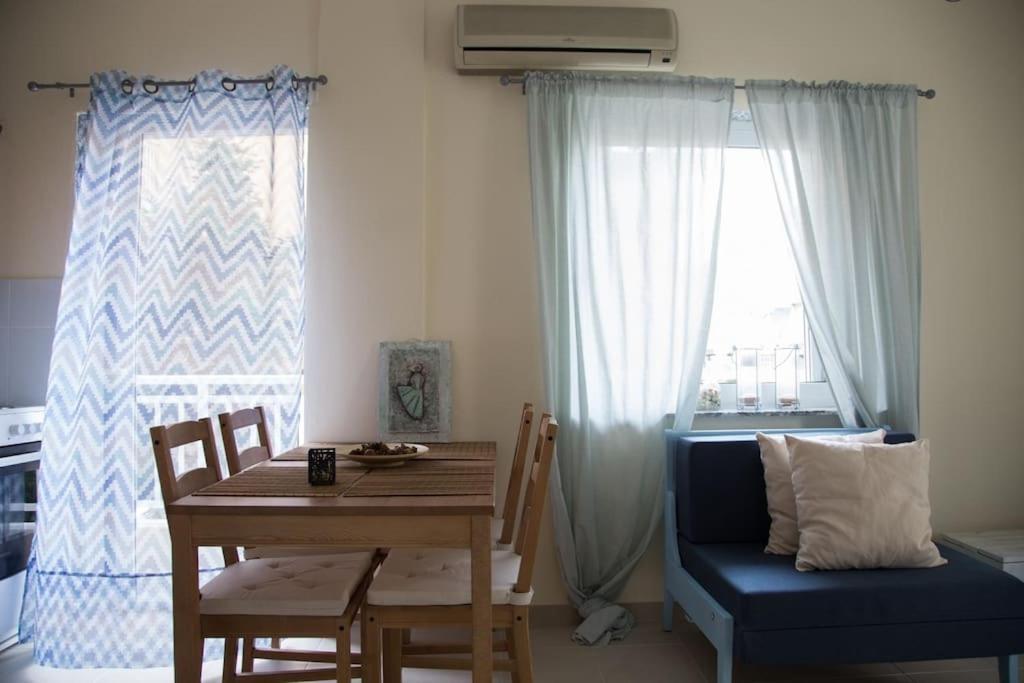 Blue Theros Apartments 帕拉利亚狄奥尼索 外观 照片